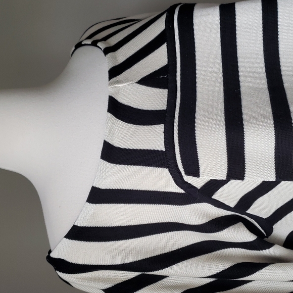 DVF Sweater with Pockets - Picture 3 of 7